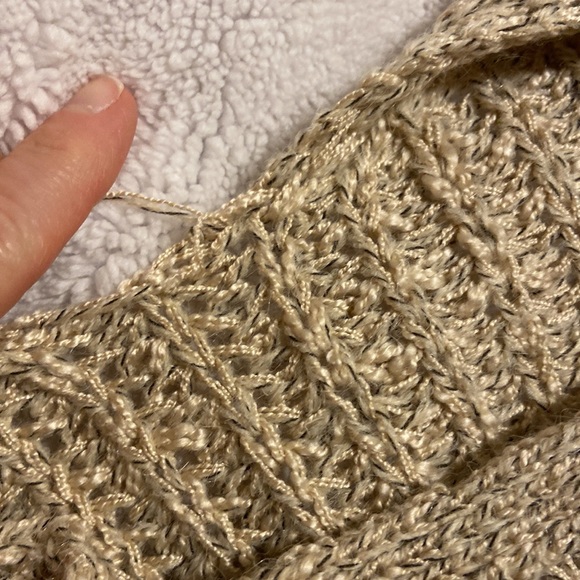 Shirley Lee Sweater with a twist back . Open - Picture 14 of 14